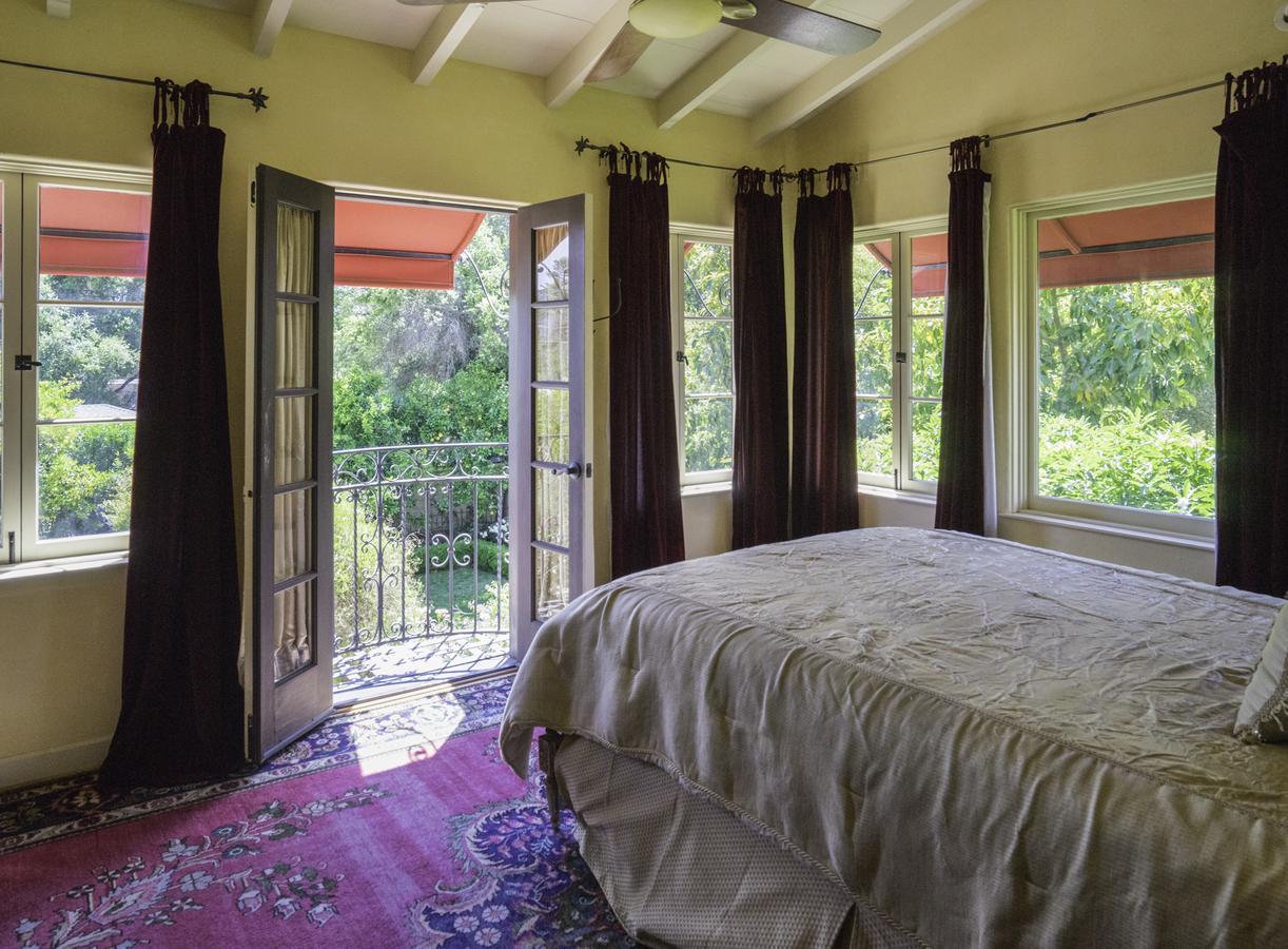 Acacia Mansion Bed and Breakfast Ojai Esterno foto